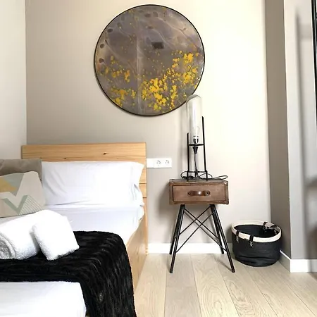 Daire Delightfull With Terraze 3beds Barselona