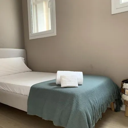Delightfull With Terraze 3beds Barcelona